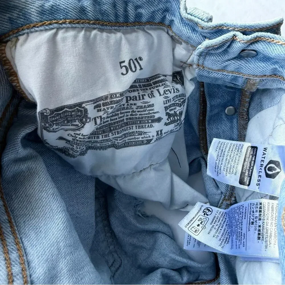 Levi's 501 Light Blue Frayed Denim Shorts Women’s size 26